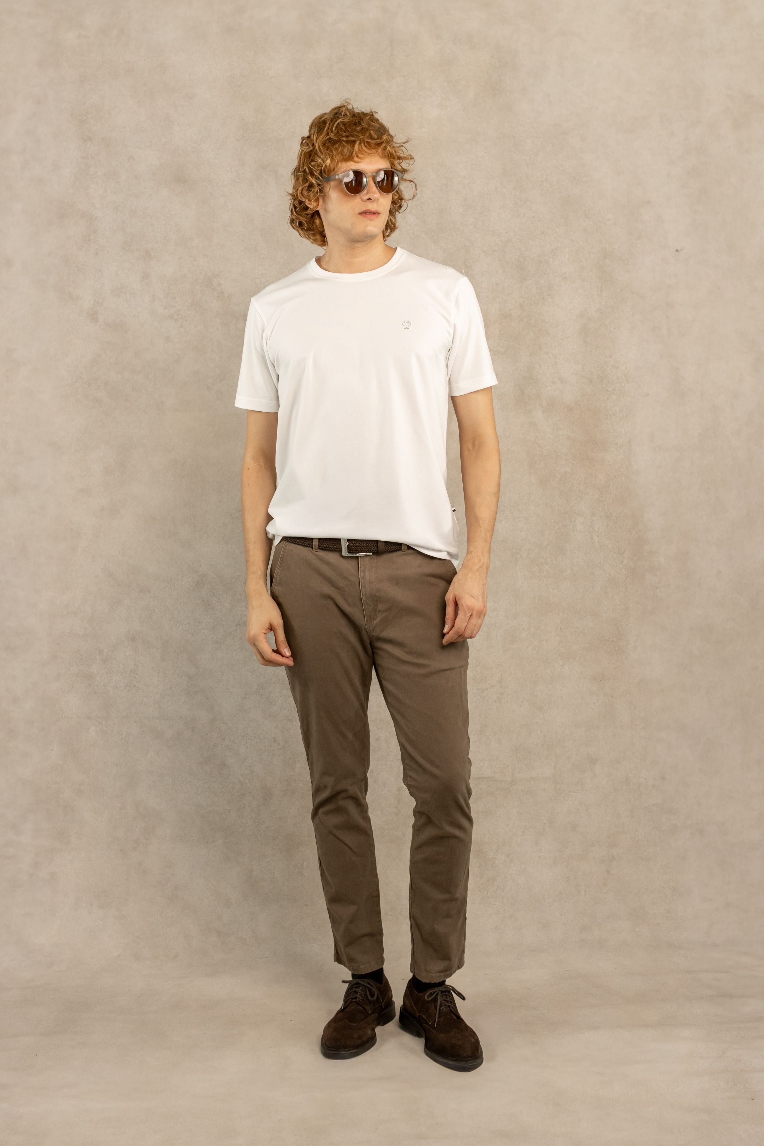 Polera Antimanchas Blanco Logo Gris - Talla Regular